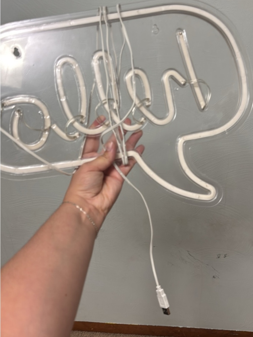 White Neon Script Sign - 'hello' Style - Picture 2 of 3